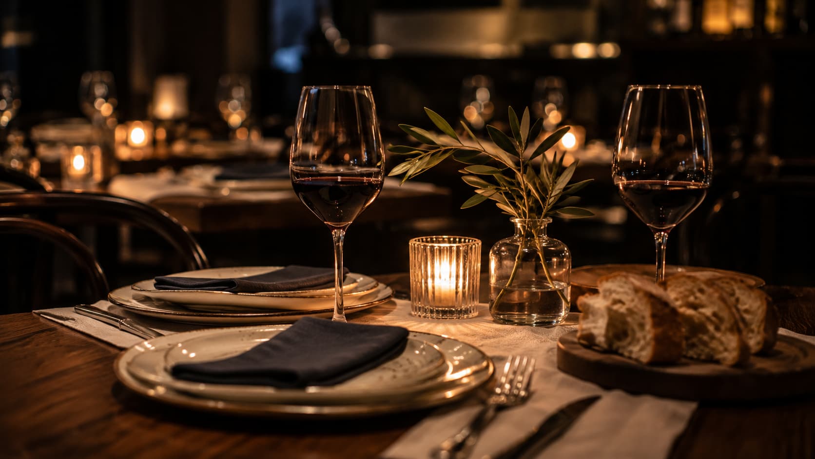 Intimate Dining